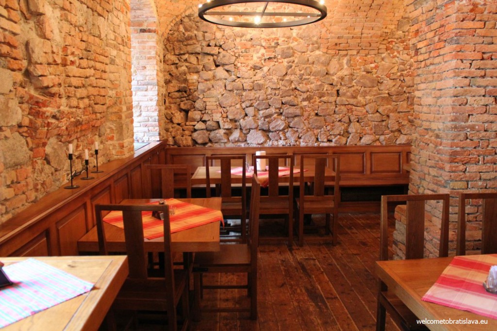 Sladovna: interior