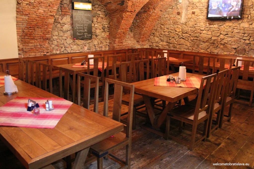 Sladovna: interior