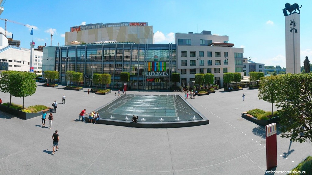 View on the small square with a fountain overlooking the Danube river