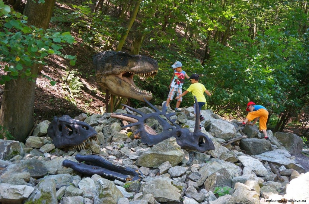 A life-size model of an extinct dinosaur