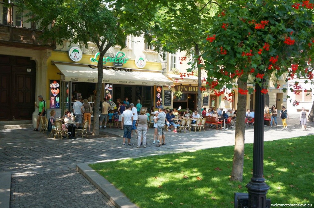 Luculus patisserie at Hviezdoslav's square