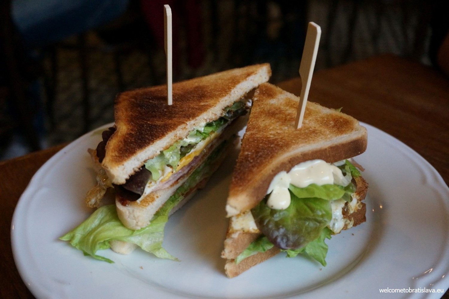 If you like sandviches, you might want to try theri Club Sandwich.