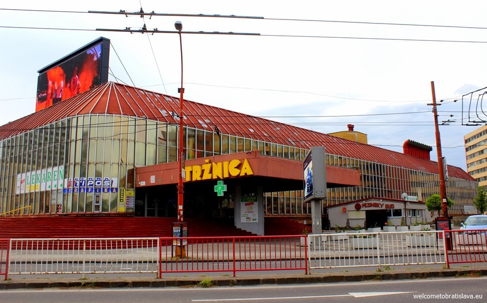 SOCIALIST ARCHITECTURE IN BRATISLAVA: New Market Hall Nova Trznica 