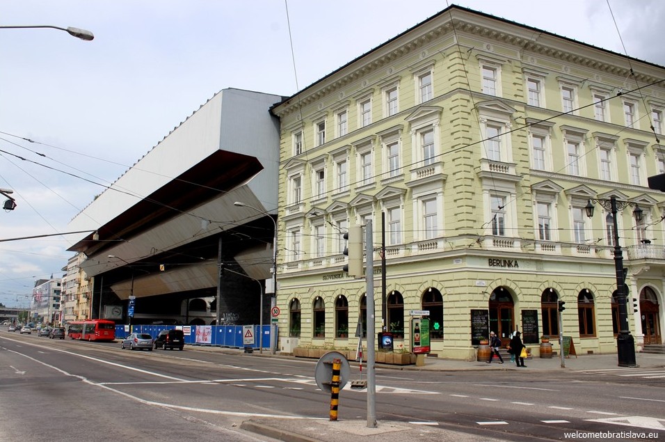 SOCIALIST ARCHITECTURE IN BRATISLAVA: Slovak National Gallery SNG